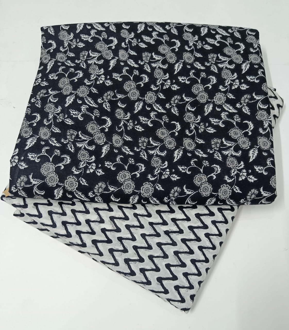 2 PIECE /TOP AND BOTTOM COMBO SET 